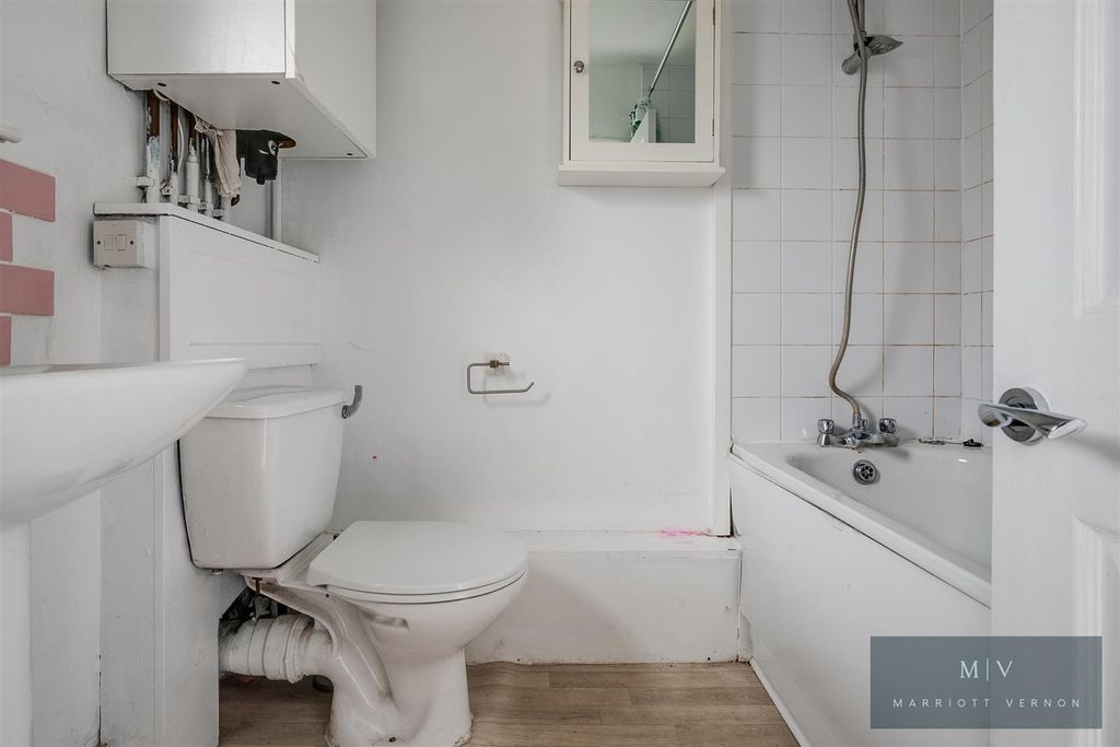 Property photo 3 of 15 Blackhorse Lane 45 MV-7.Jpg