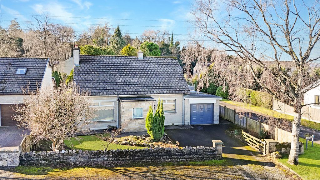 Property photo 1 of 25