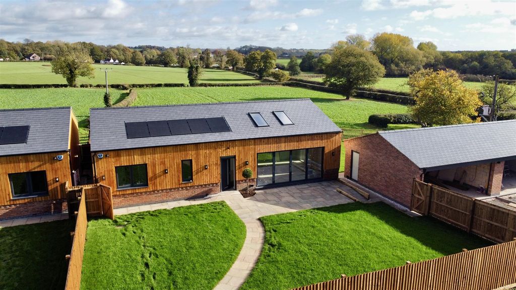 Property photo 1 of 25 1