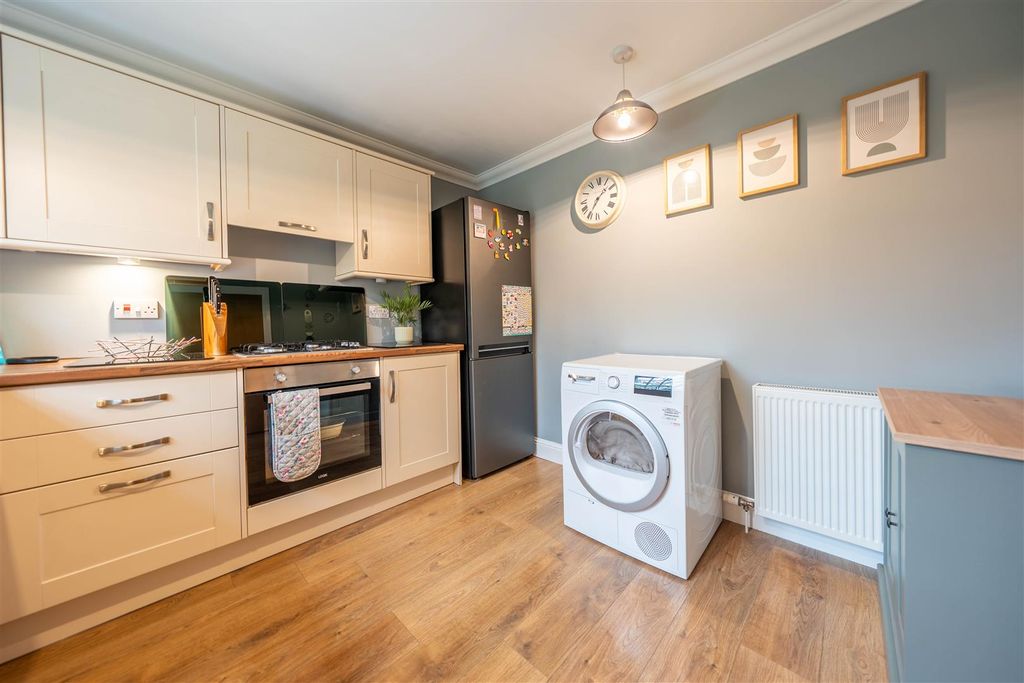 Property photo 3 of 28 Dsc07952-Hdr.Jpg