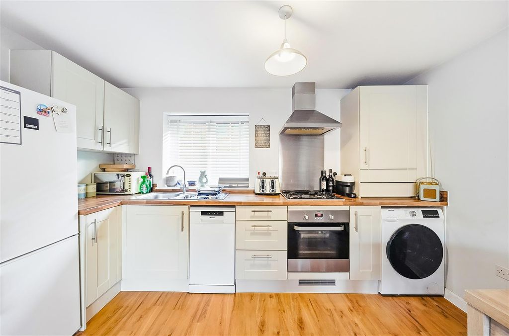 Property photo 3 of 14 Photos--22.Jpg