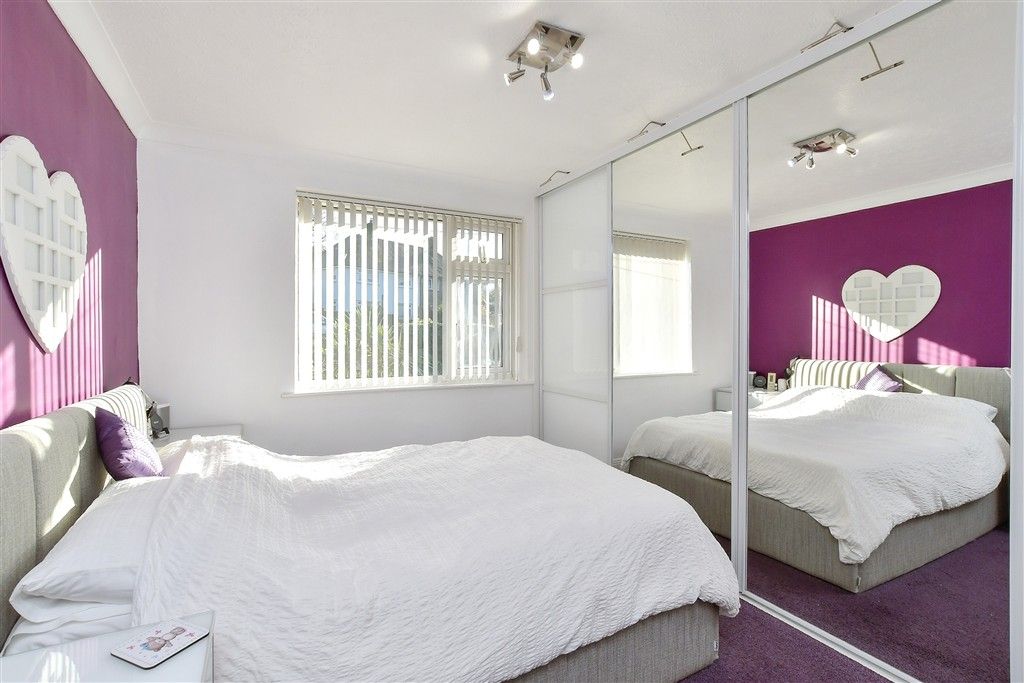 Property photo 2 of 13 Bedroom 1