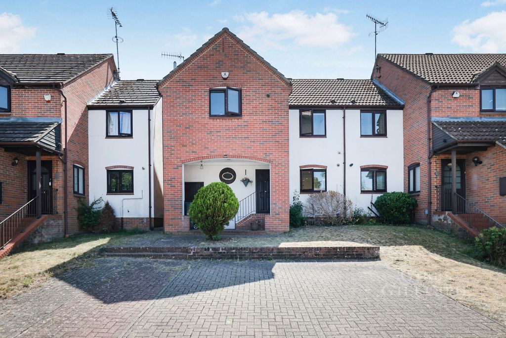 Property photo 1 of 20 Pbox-Img.Jpg
