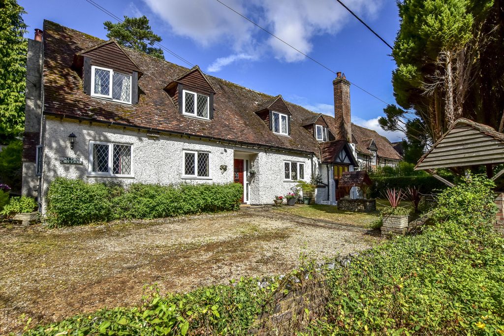 Property photo 2 of 38