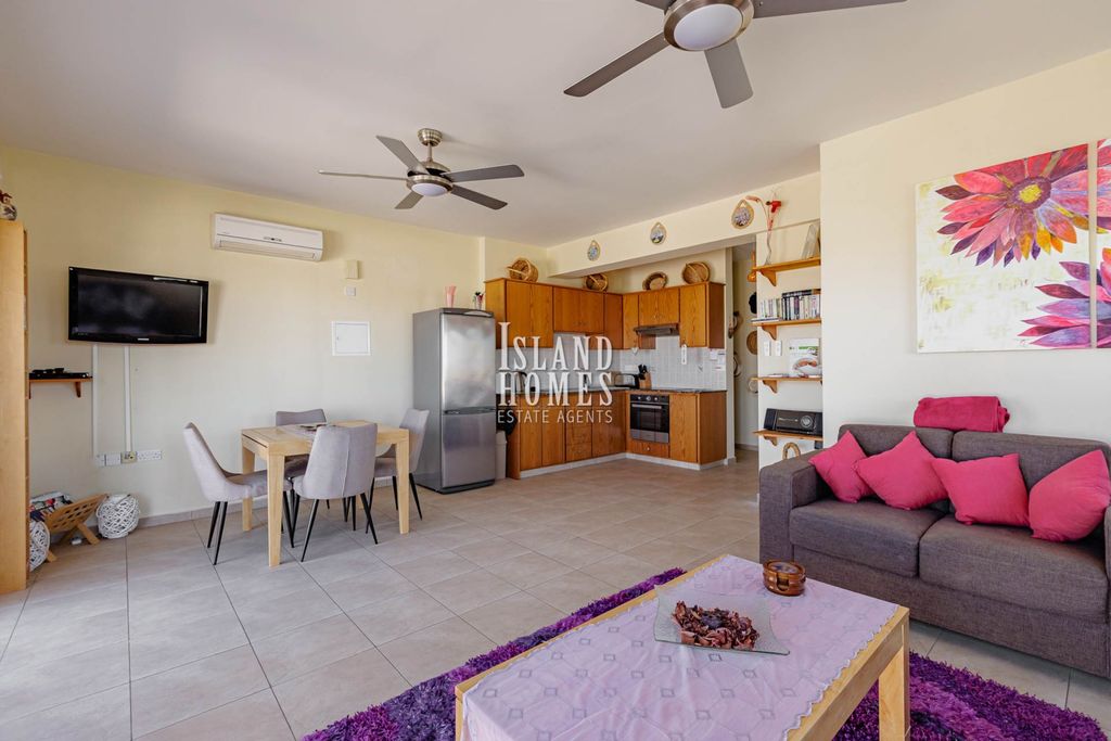 Property photo 3 of 26