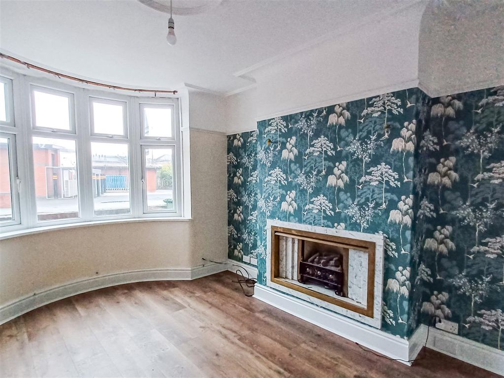 Property photo 2 of 10 23-12-2025__14-17-20_20251222_101518.H5Q7N.Jpg