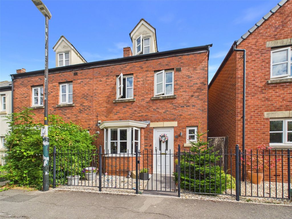 Property photo 1 of 14 Picture No. 01