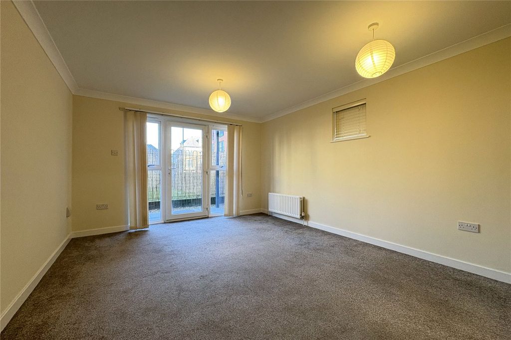 Property photo 3 of 9 Picture No. 02