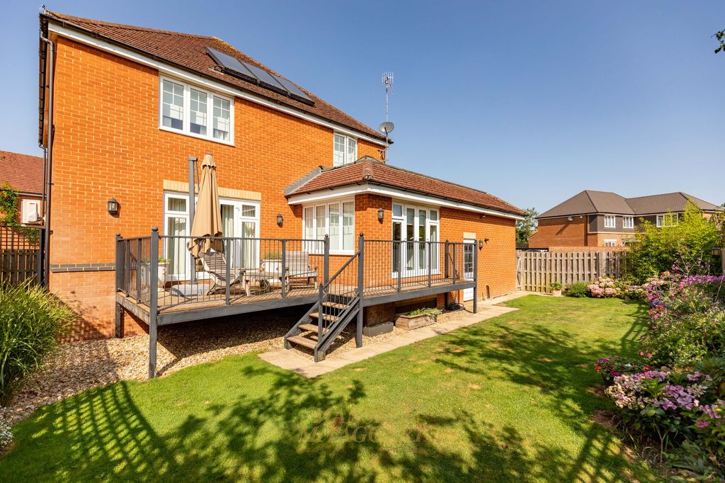 Property photo 2 of 30