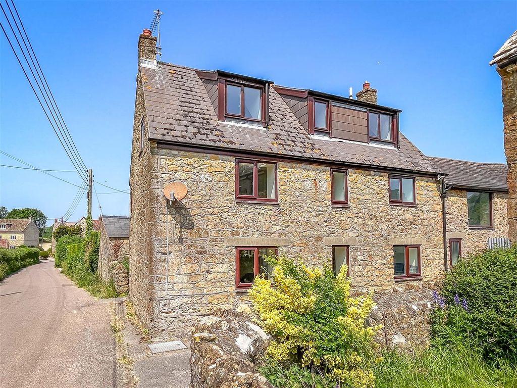 Property photo 1 of 17 Outside2.Jpg