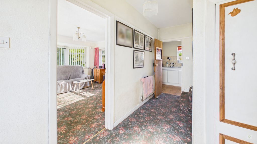 Property photo 2 of 14 Photo 2