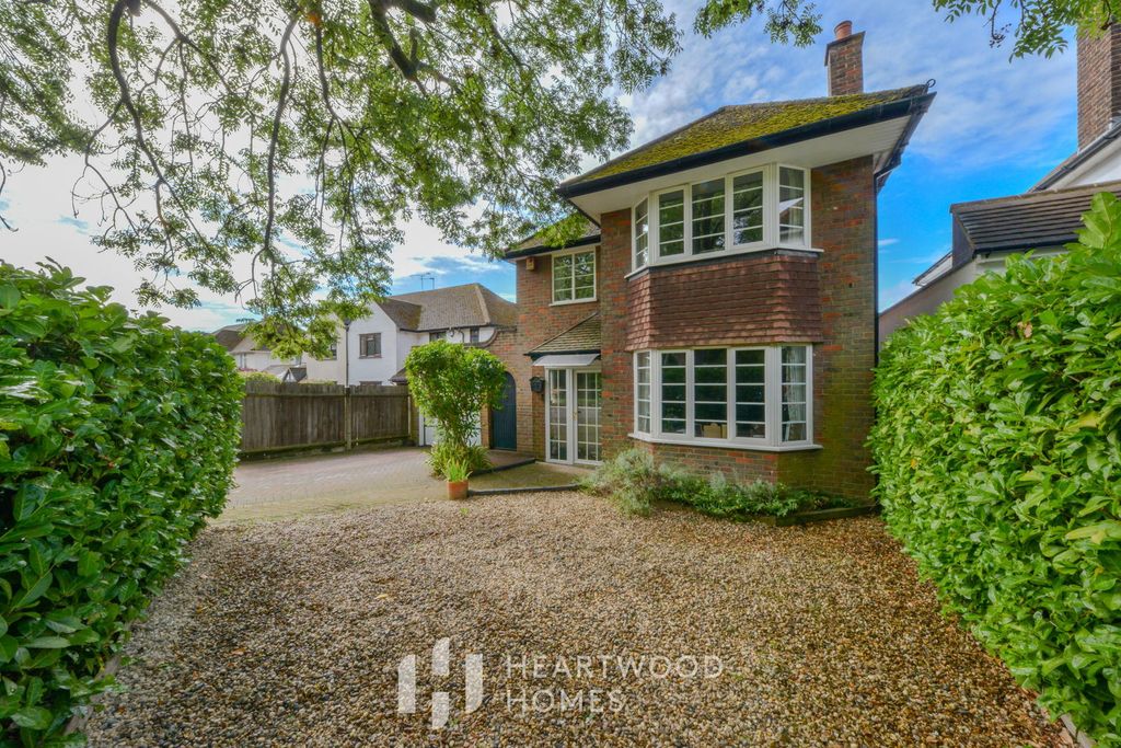 Property photo 1 of 22