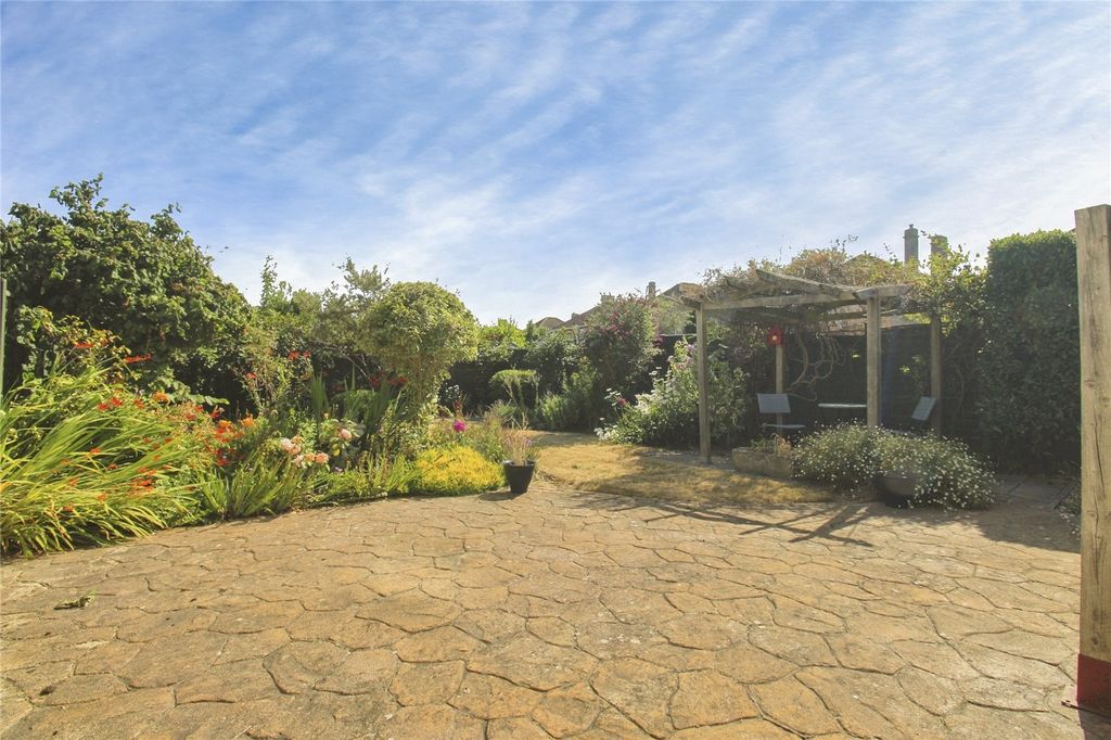 Property photo 2 of 14 Picture No. 01