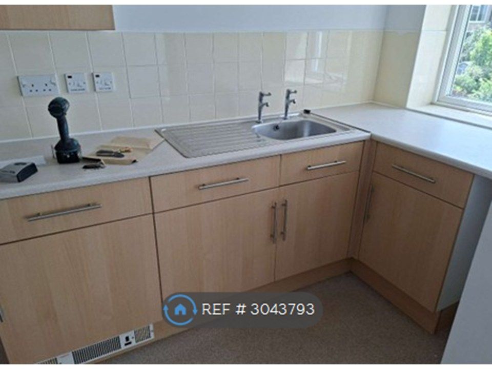 Property photo 3 of 4