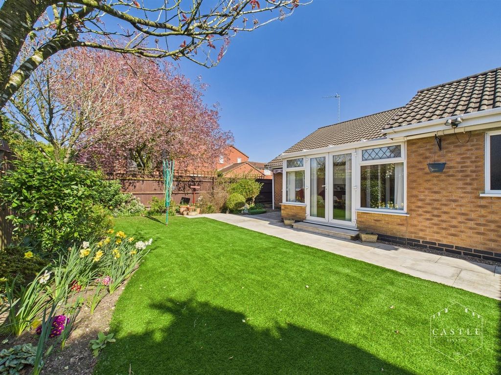 Property photo 2 of 12 Outside