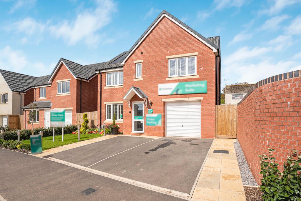 Property photo 2 of 30