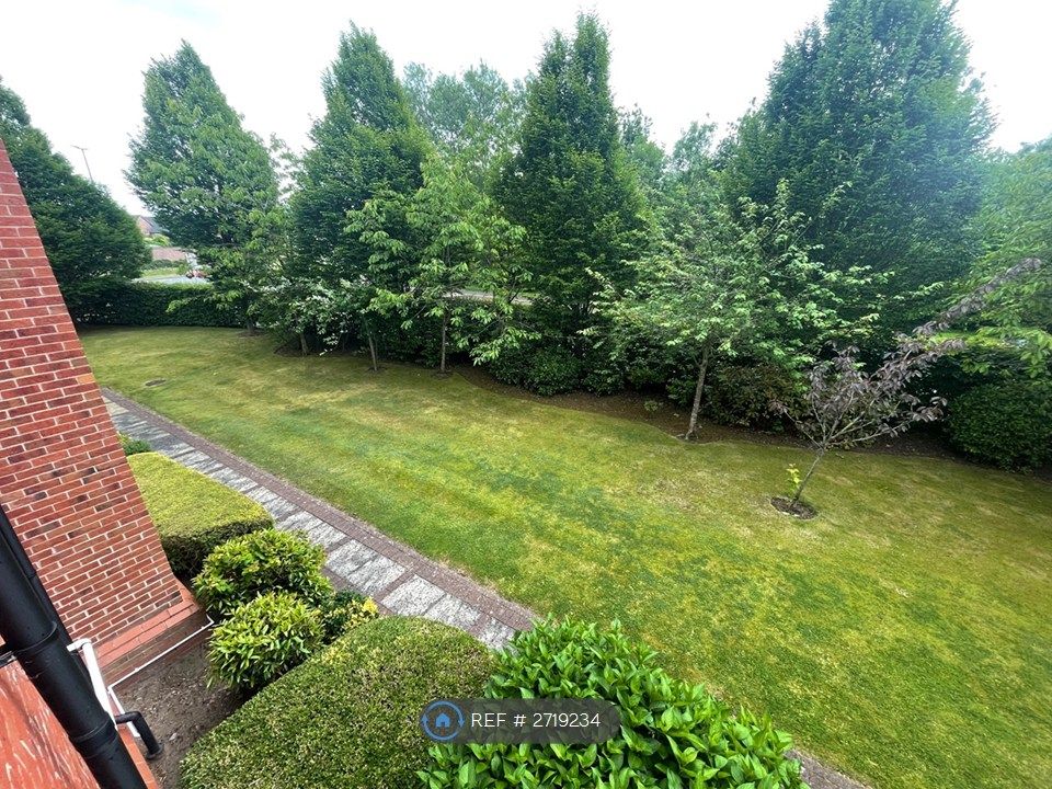 Property photo 3 of 14