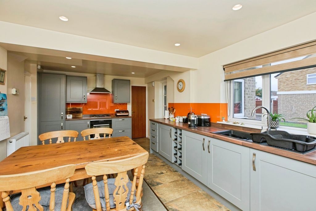 Property photo 2 of 19 Pbox-Img.Jpg