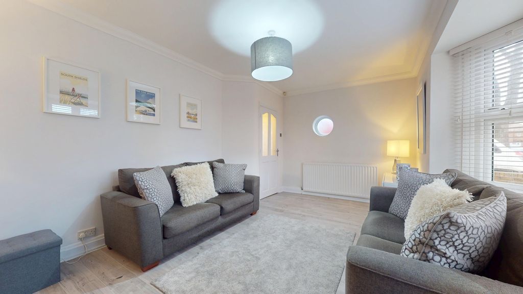 Property photo 3 of 34 4878195