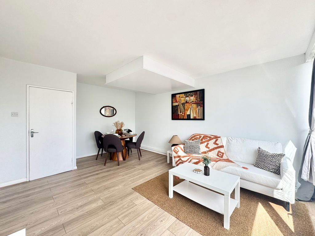 Property photo 1 of 17 1