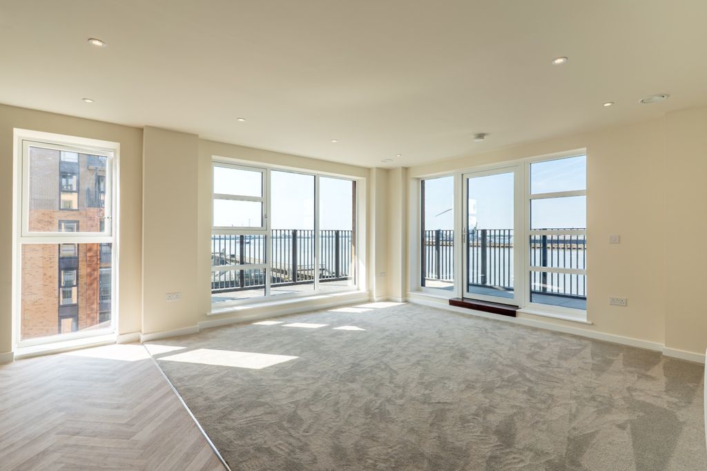Property photo 3 of 25 5417043