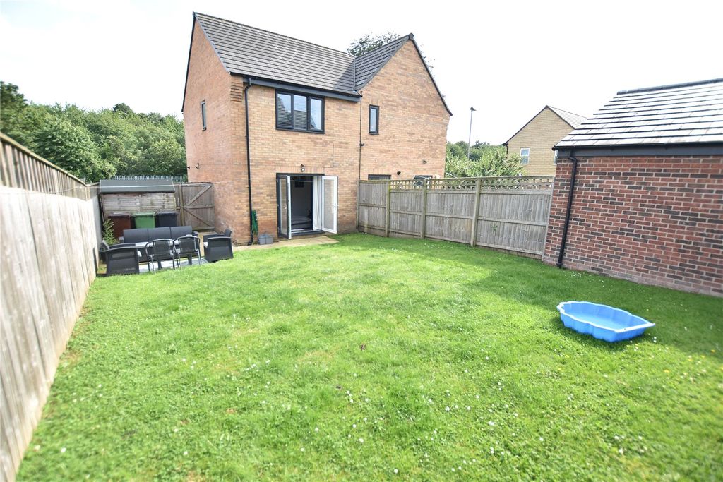 Property photo 1 of 15 Picture No. 30
