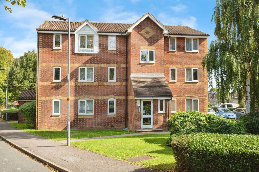 Property photo 1 of 13