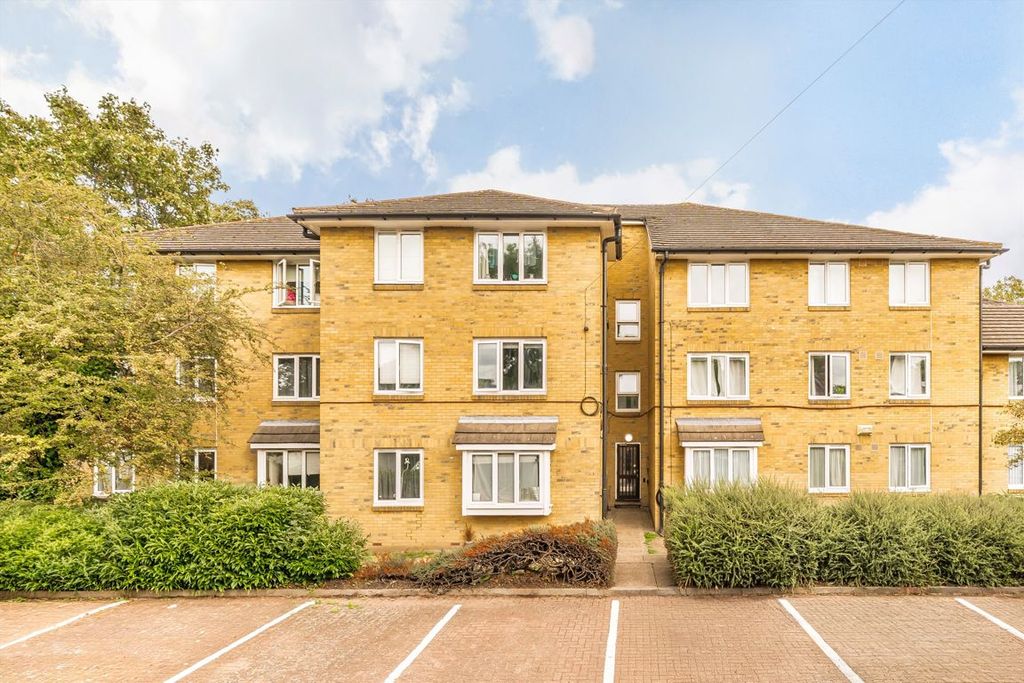 Property photo 1 of 7