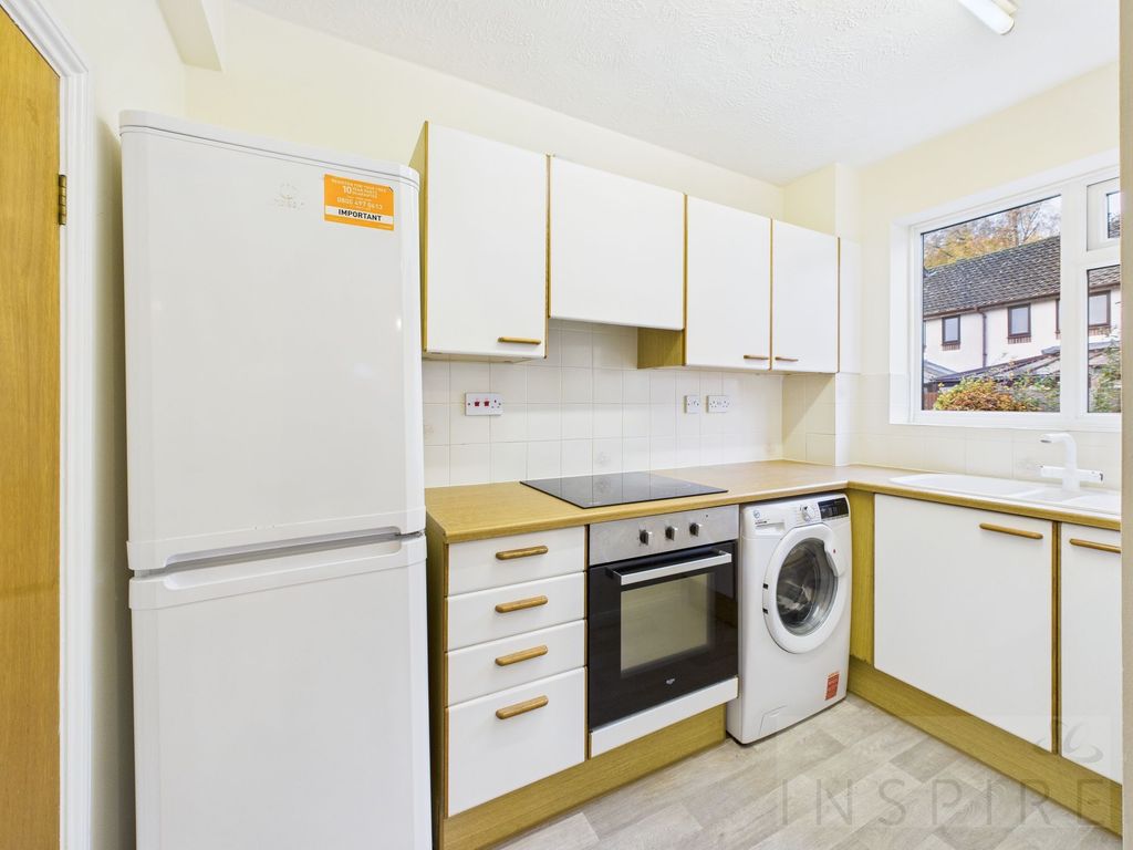 Property photo 3 of 8