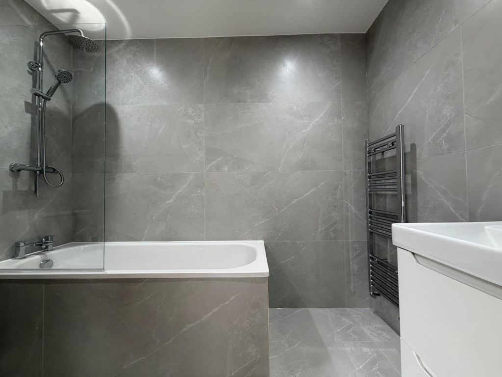 Property photo 3 of 7 Church Road 4.Jpg