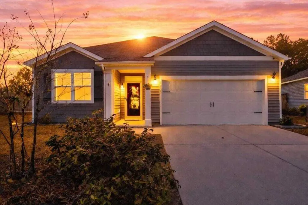 Property photo 1 of 31