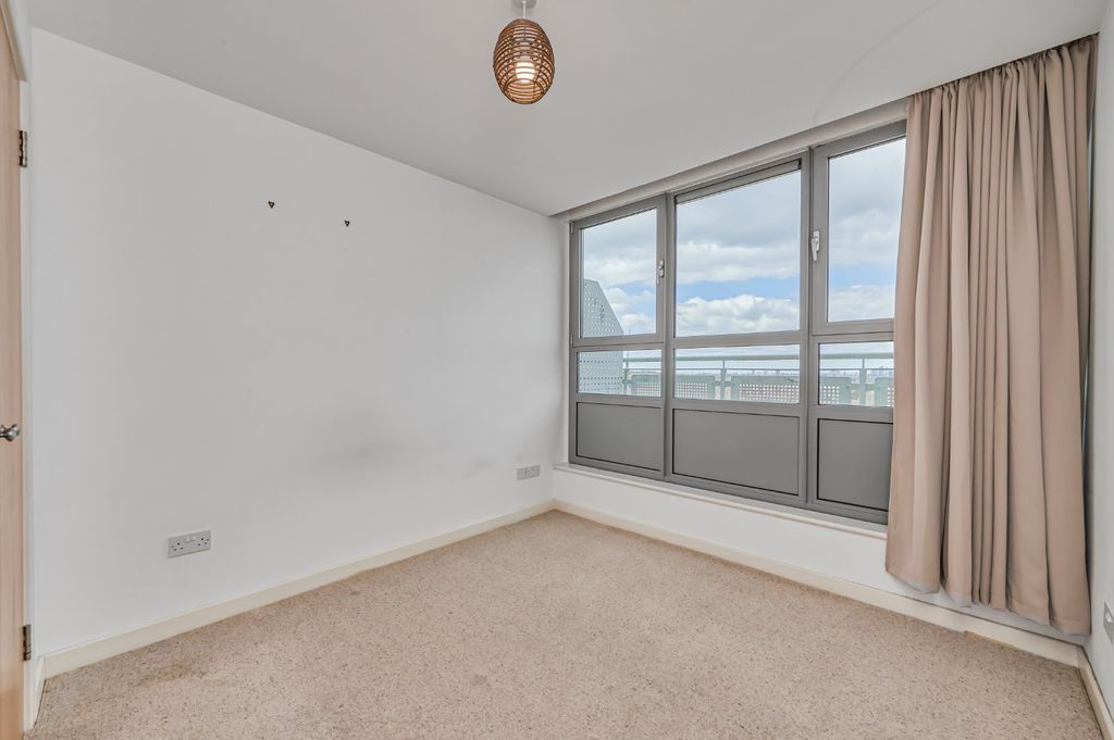 Property photo 3 of 13 Picture No. 13