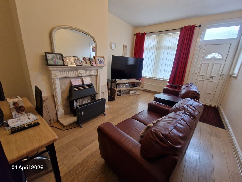 Property photo 2 of 12