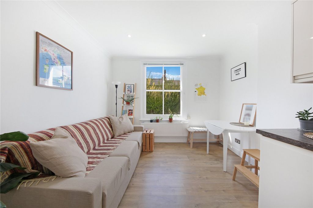 Property photo 1 of 14 Picture No. 28