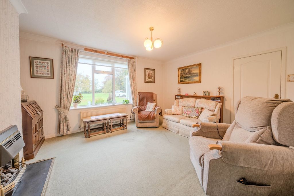 Property photo 2 of 14 Picture No. 02