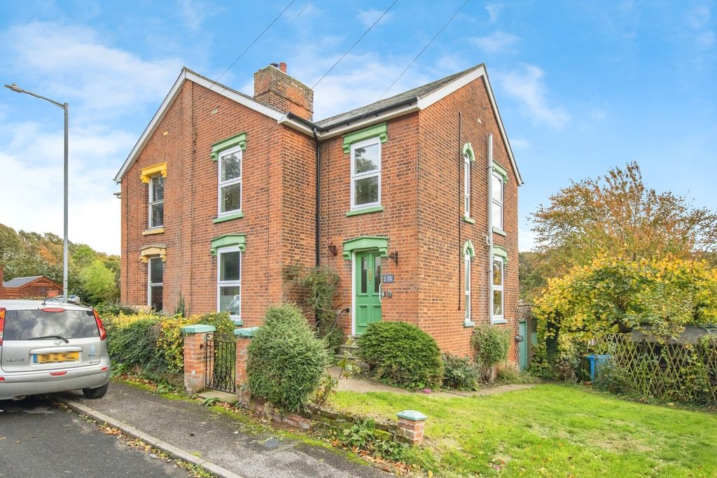 Property photo 1 of 17 Photo