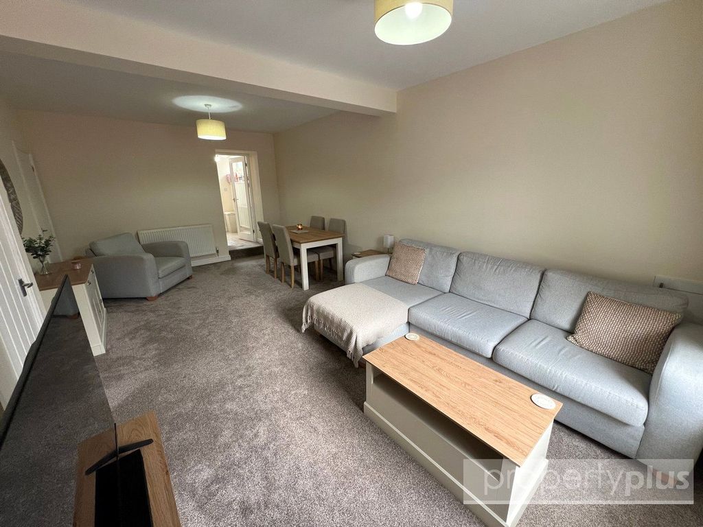 Property photo 3 of 10 Picture No. 06