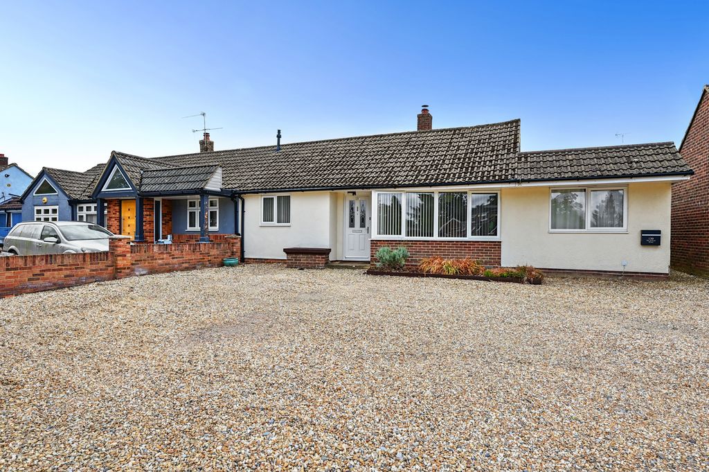 Property photo 1 of 11 Photo