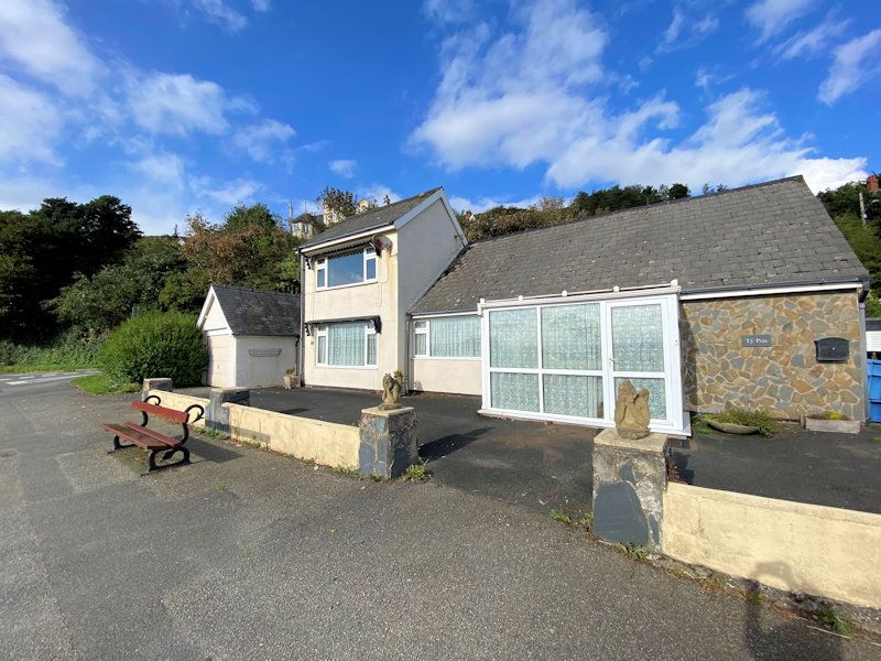 Property photo 3 of 41