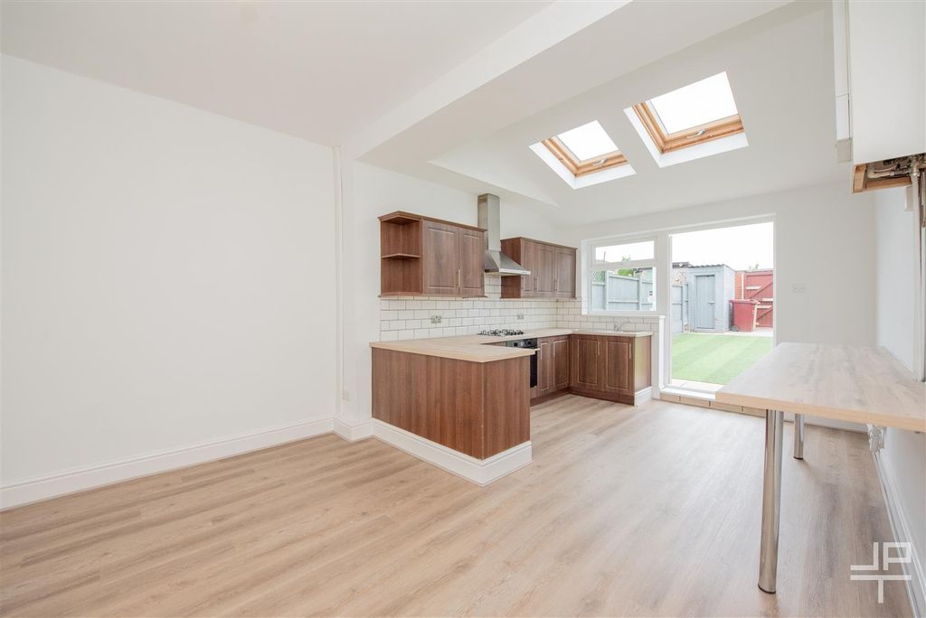 Property photo 3 of 37 _Jpt4016.Jpg