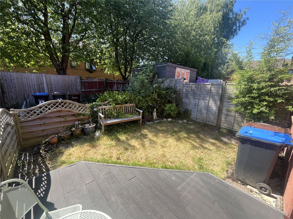 Property photo 1 of 14 Garden