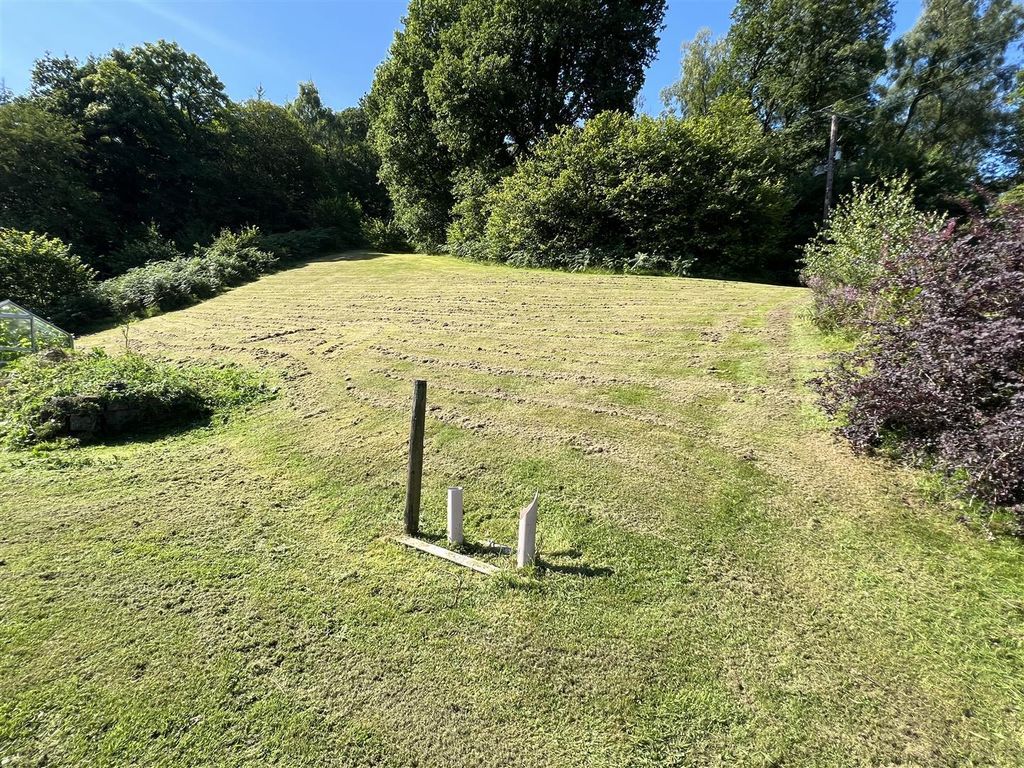 Property photo 3 of 33
