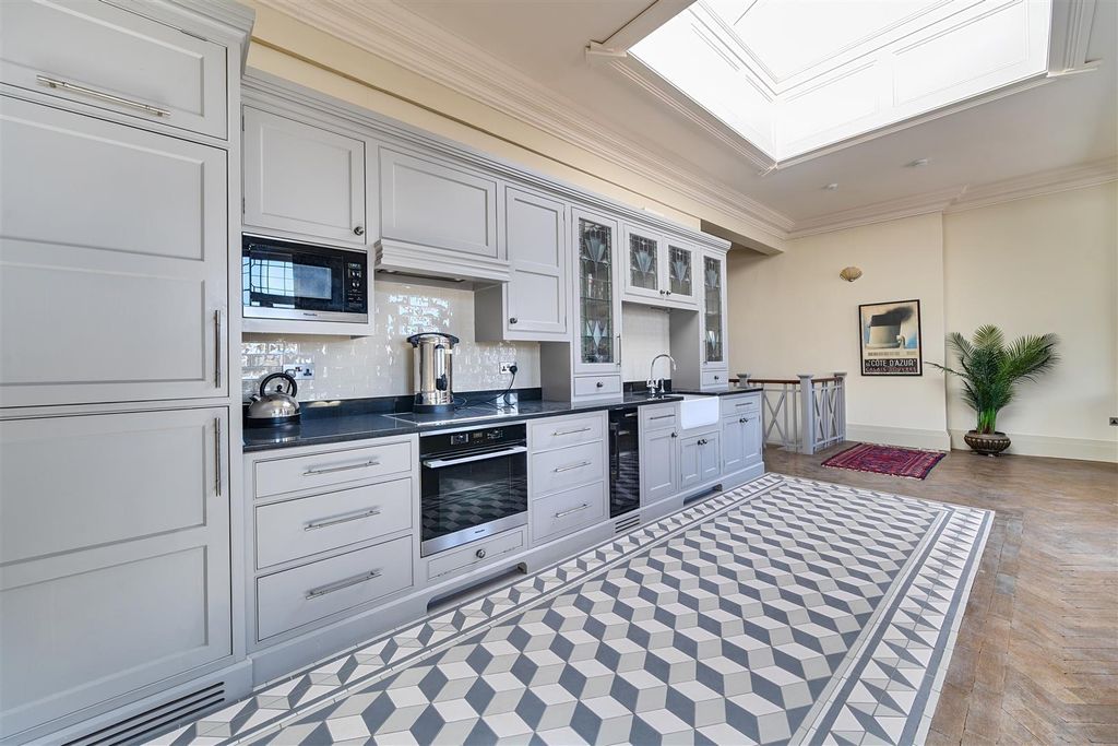 Property photo 3 of 12 Diquhjr3Uesxkinw1_26-G.Jpg