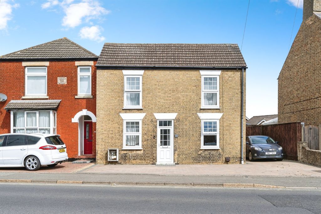 Property photo 1 of 17