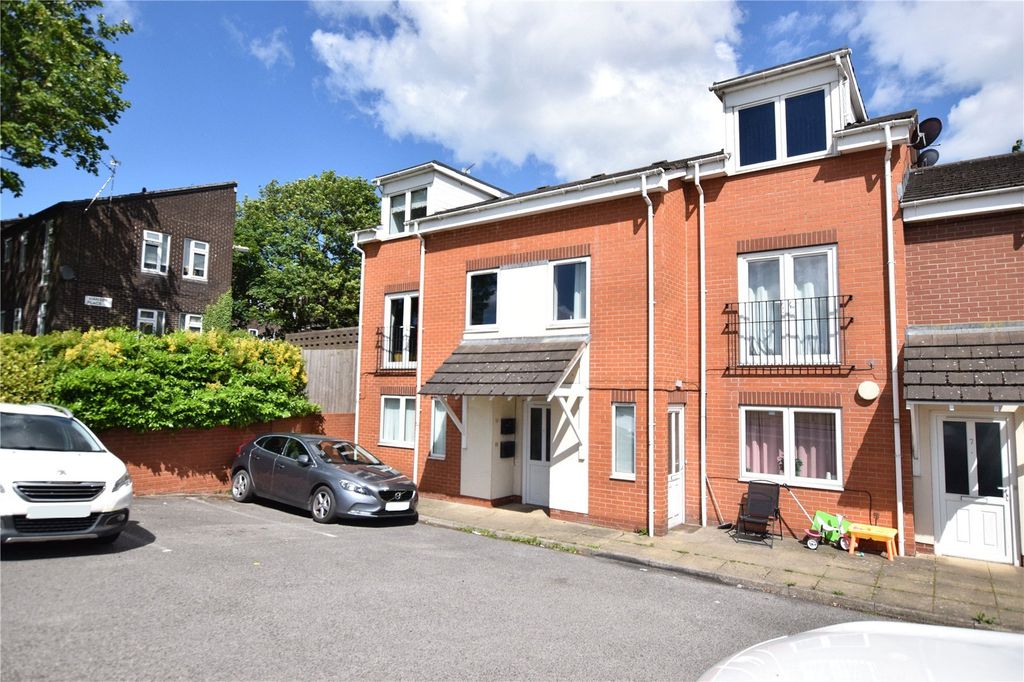 Property photo 1 of 10 Picture No. 09