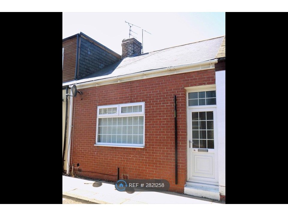 Property photo 1 of 18 Front Exterior
