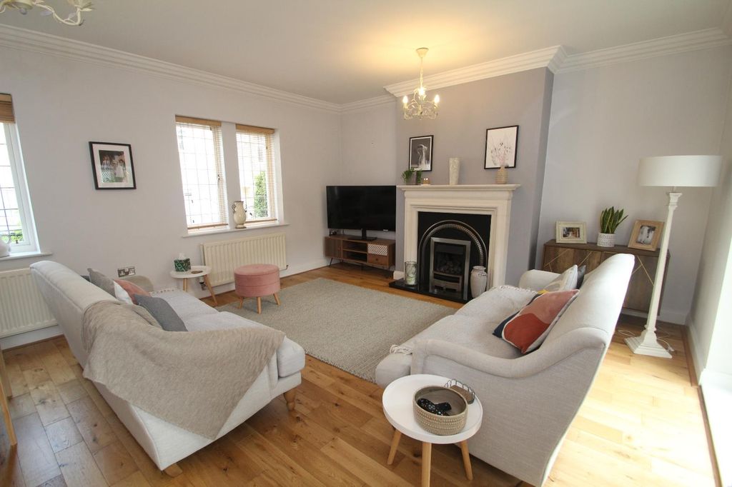 Property photo 1 of 17 0 General