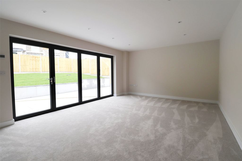 Property photo 3 of 15 3 - Picture No. 03