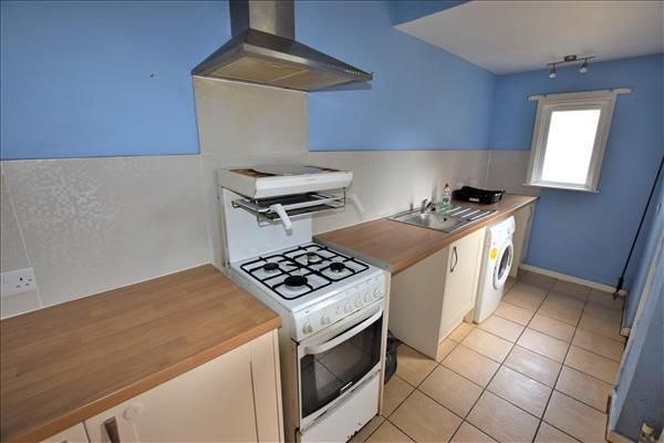 Property photo 3 of 15 Kitchen