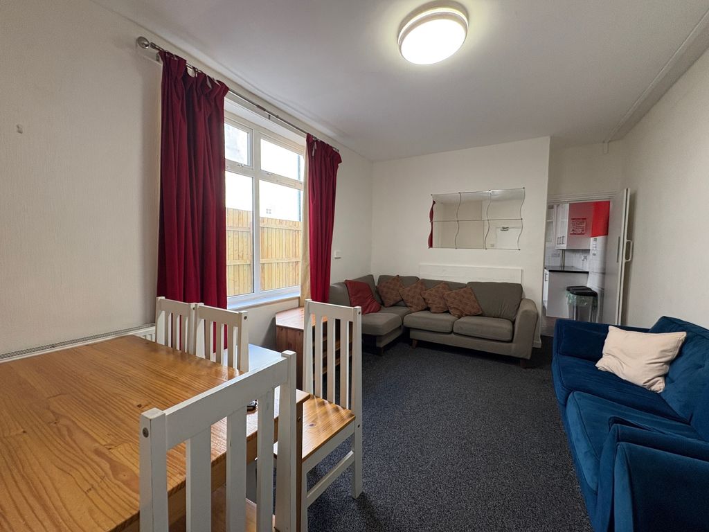 Property photo 1 of 14 6062Bb1d-E856-4Afe-838E-Bd08098F33E6